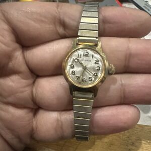 Working Vintage Helbros  Manual Wind Ladies Watch Gold Tone 21mm Fit 6.5" Runs